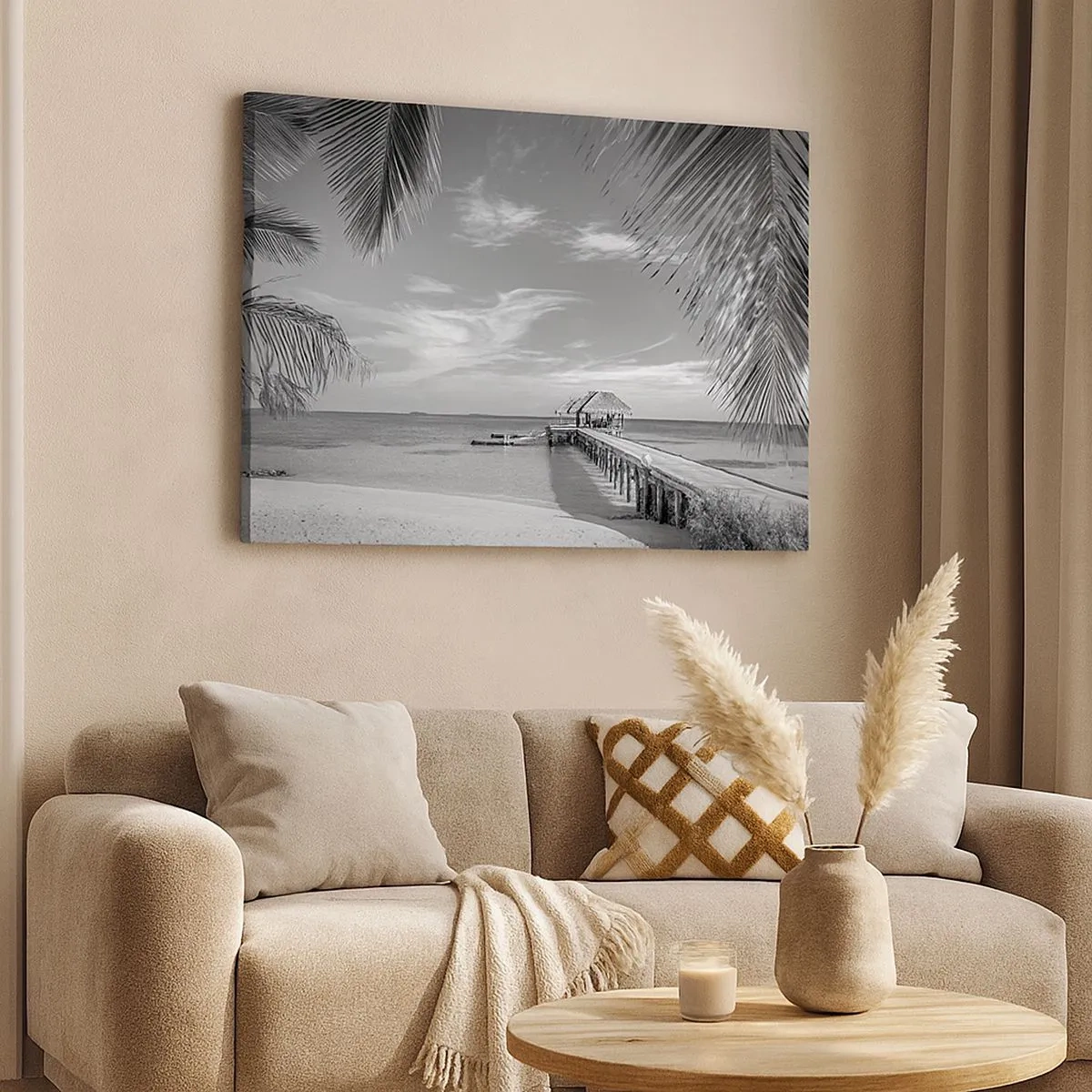 Bild auf Leinwand - Leinwandbild - Schwarz-weißer Strand mit Pier und Palmen an einer tropischen Küste - 70x50cm - Erinnerung oder Traum? - Moderne Wanddekoration für Wohnzimmer und Schlafzimmer ARTTOR