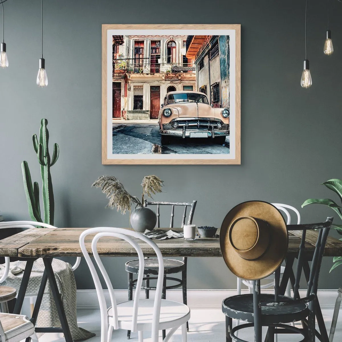 Poster in einem Rahmen aus heller Eiche - Die Siesta in Havanna - 50x50 cm