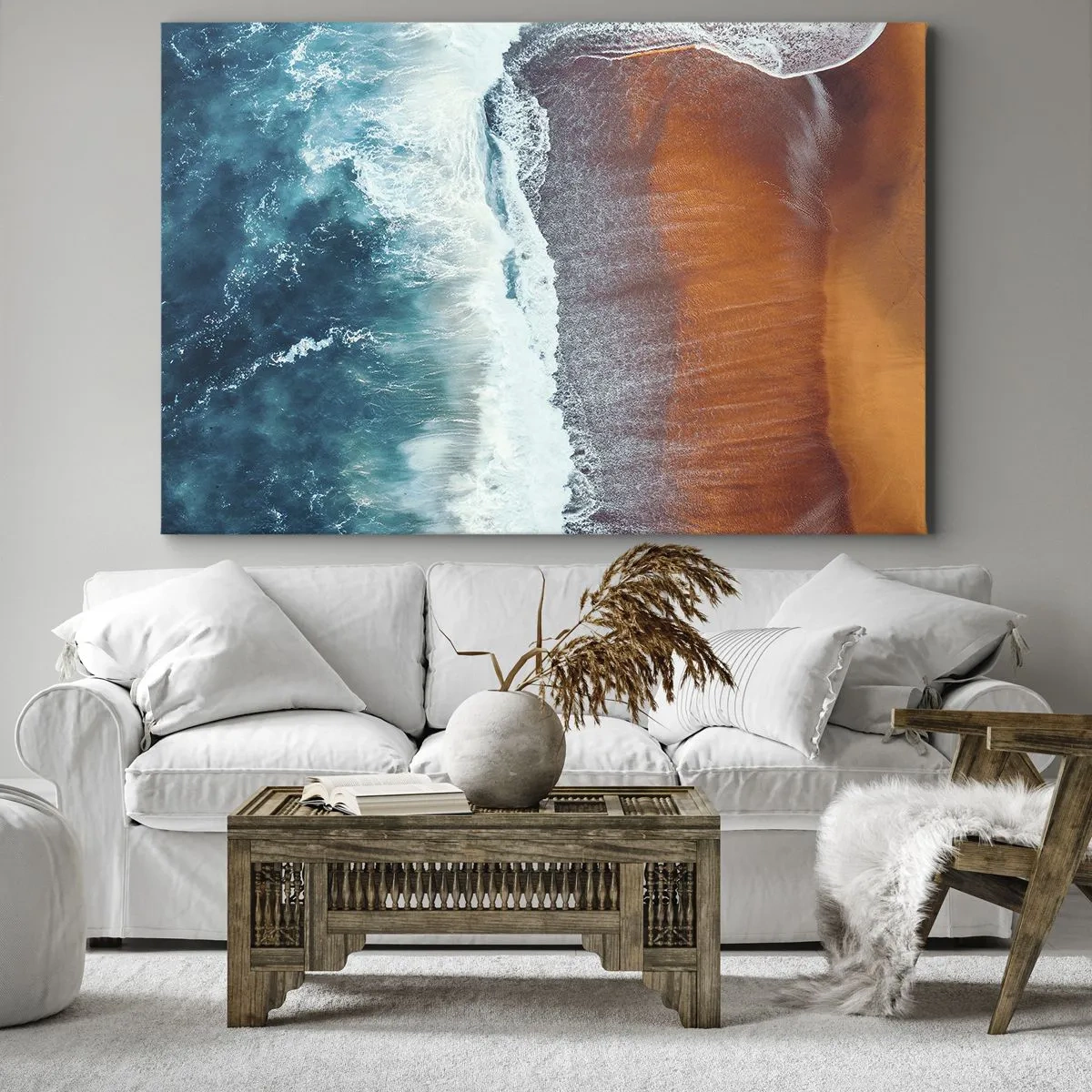 Bild auf Leinwand - Leinwandbild - Ein Blick auf die Meereswellen, die am goldenen Strand brechen - 120x80cm - Berührung des Ozeans - Moderne Wanddekoration für Wohnzimmer und Schlafzimmer ARTTOR