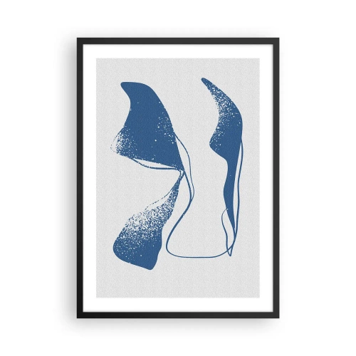 Poster in einem schwarzem Rahmen - Abstrakte Formen in Blautönen auf hellem Hintergrund - 50x70cm - Geflügelte Abstraktion - Moderne Wanddekoration für Wohnzimmer und Schlafzimmer ARTTOR