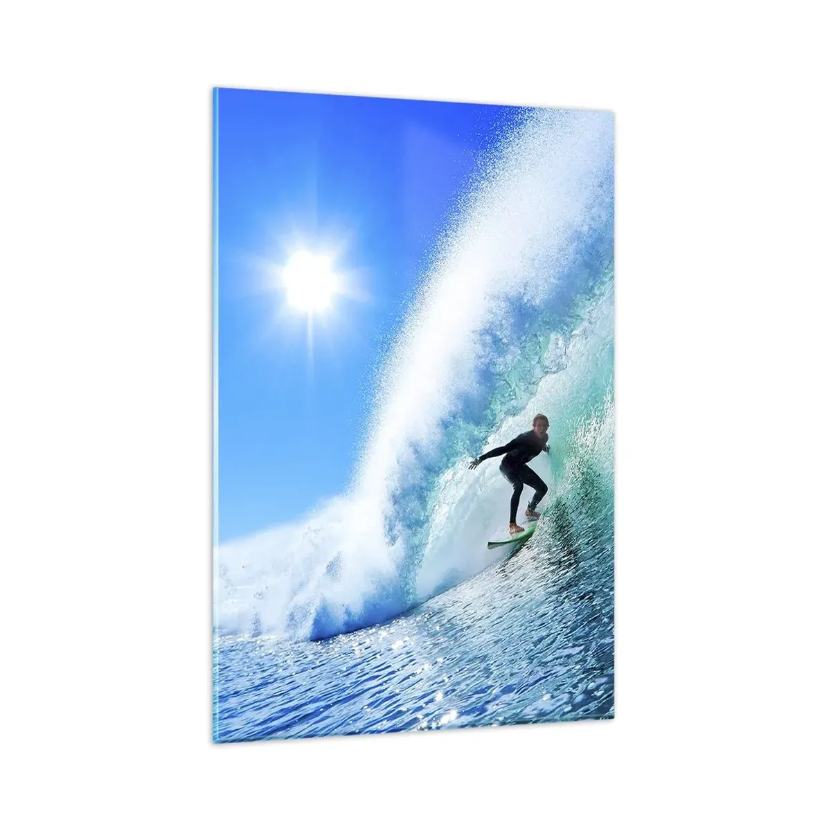 Glasbild - Bild auf glas - Ein Surfer auf einem Brett reitet unter blauem Himmel auf einer starken Welle. - 80x120cm - Durch das große Blau - Moderne Wanddekoration für Wohnzimmer und Schlafzimmer ARTTOR