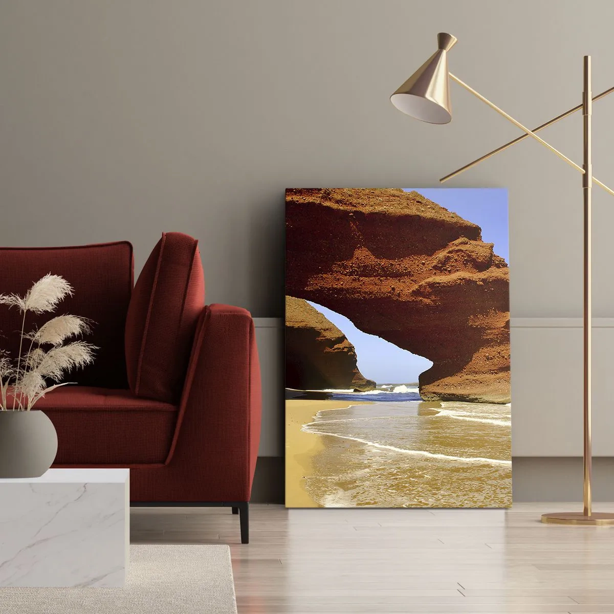 Bild auf Leinwand - Leinwandbild - Ein natürlicher Felsbogen an einem Strand mit blauem Himmel und Wellen - 50x70cm - Wasser und Wind seit Tausenden von Jahren - Moderne Wanddekoration für Wohnzimmer und Schlafzimmer ARTTOR