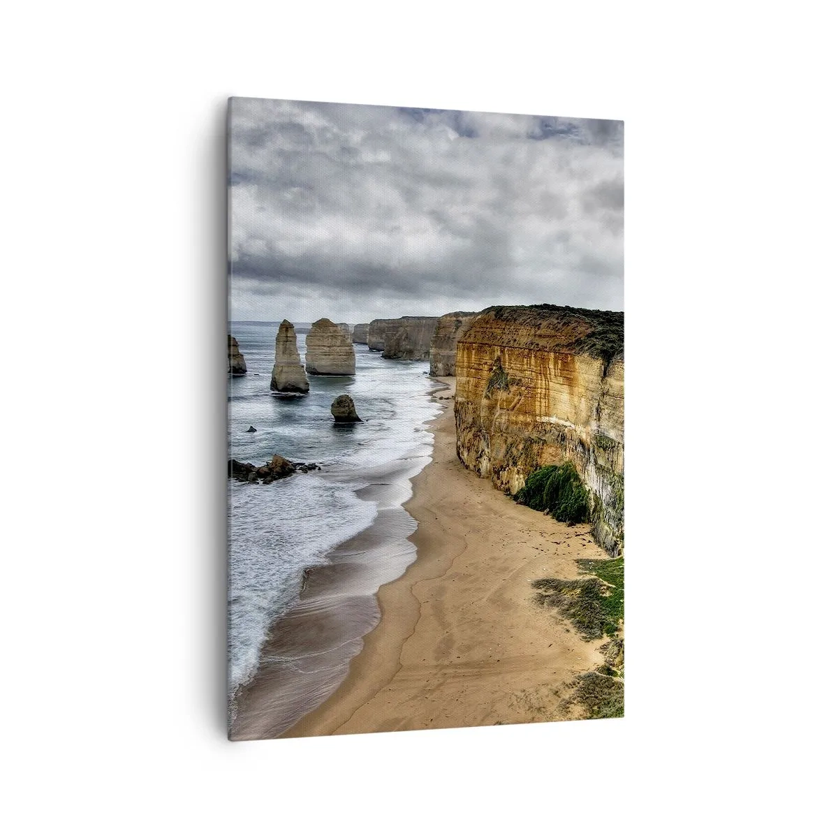 Bild auf Leinwand - Leinwandbild - Steilküste mit Strand und Felsformationen - 70x100cm - Rohe Schönheit - Moderne Wanddekoration für Wohnzimmer und Schlafzimmer ARTTOR