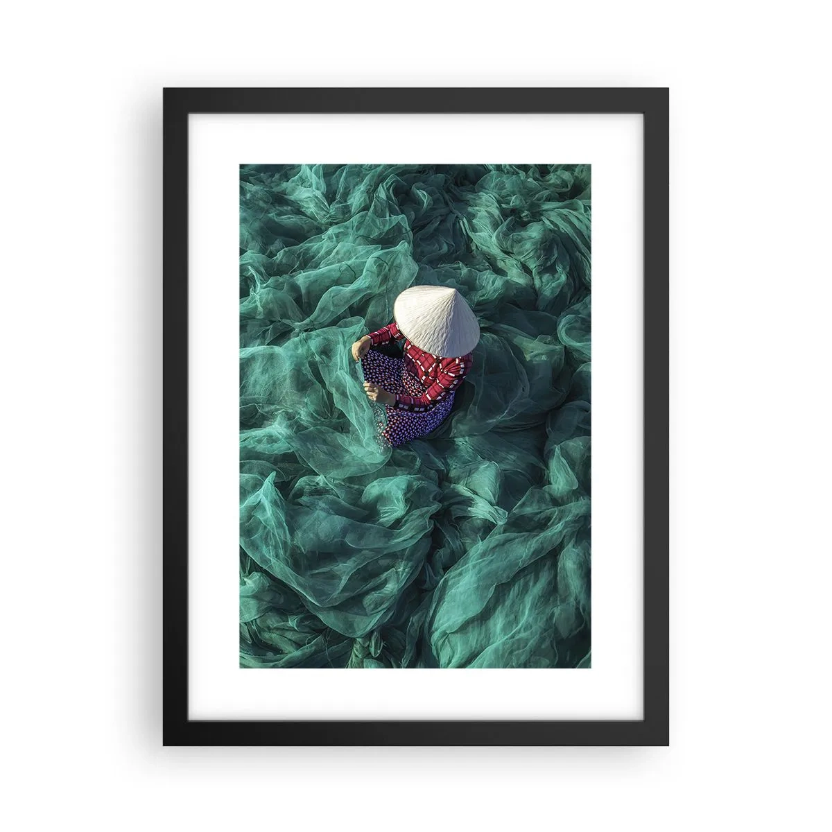 Poster in einem schwarzem Rahmen - In einem Meer aus Netzen - 30x40 cm