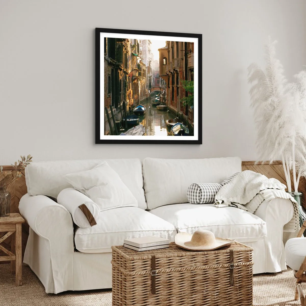 Poster in einem schwarzem Rahmen - In einer venezianischen Gasse - 40x40 cm