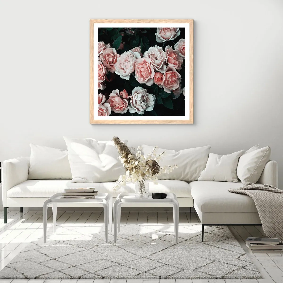 Poster in einem Rahmen aus heller Eiche - Rosen-Ensemble - 60x60 cm