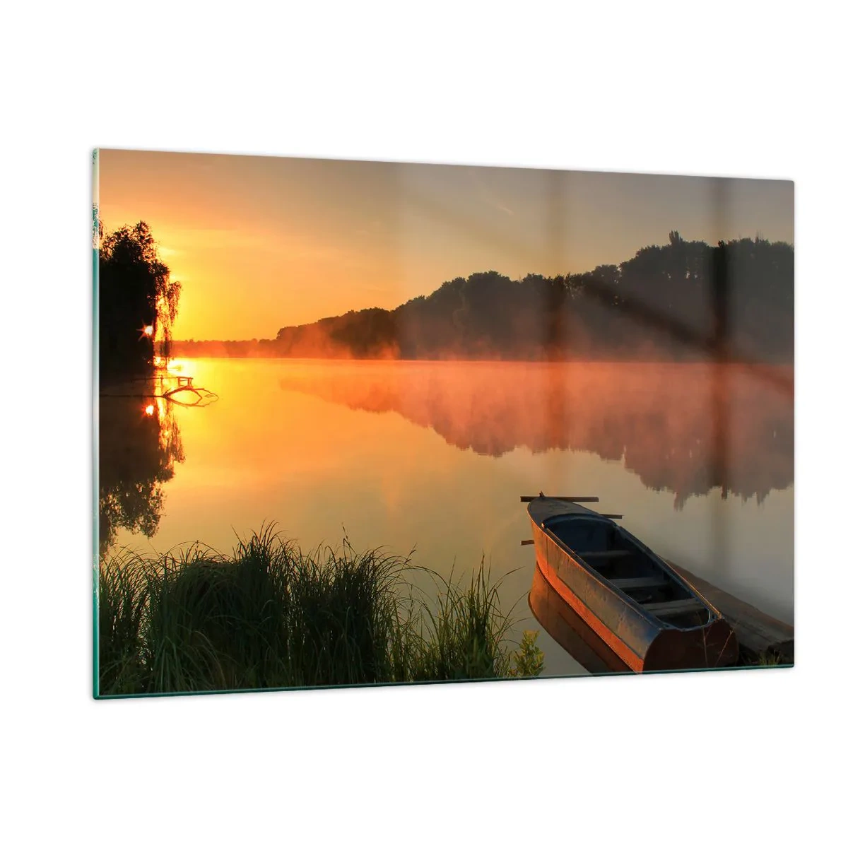 Glasbild - Bild auf glas - Sonnenaufgang über einem ruhigen See mit einem Boot am Ufer - 120x80cm - Sonnenaufgang über dem Wasser wie ein Spiegel - Moderne Wanddekoration für Wohnzimmer und Schlafzimmer ARTTOR
