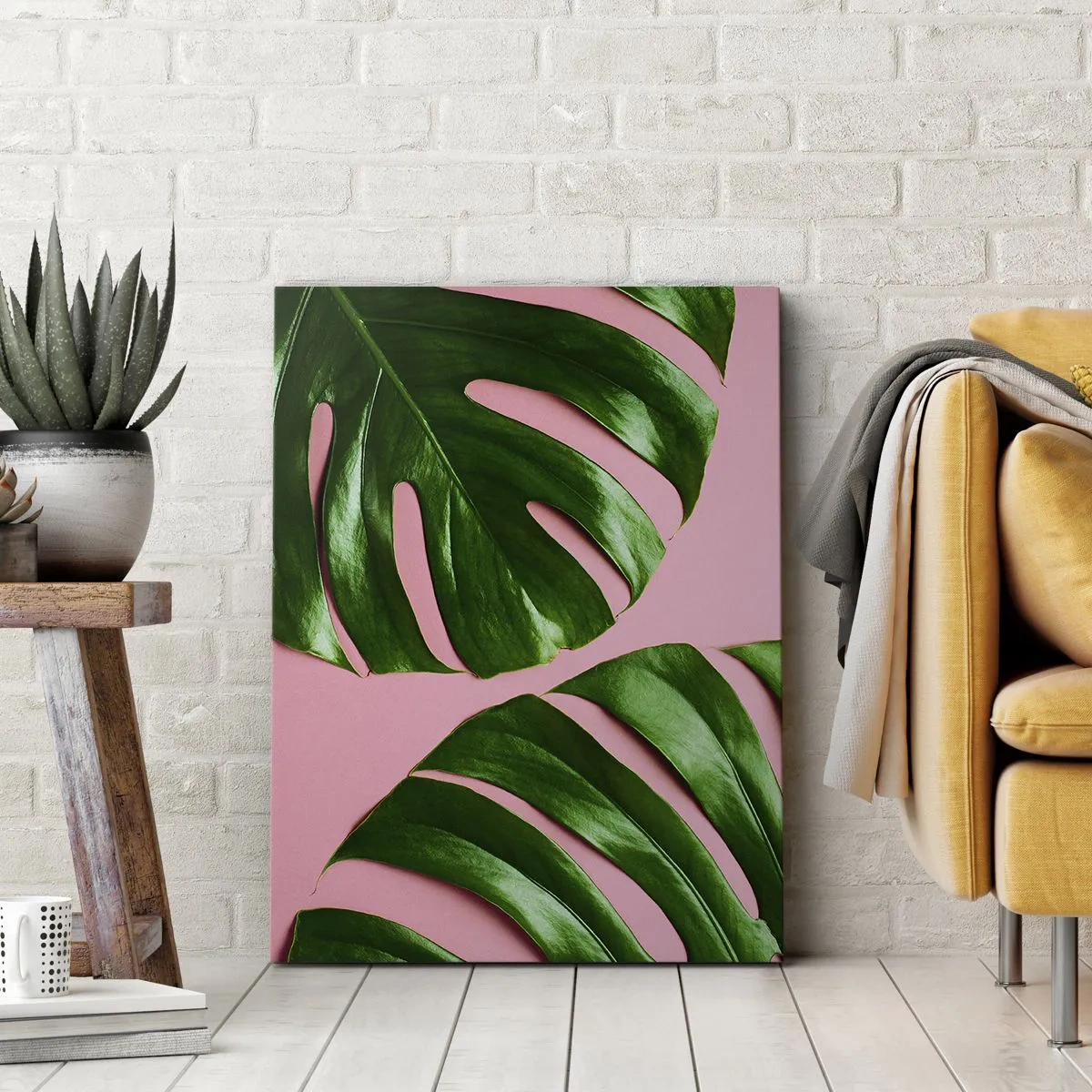 Bild auf Leinwand - Leinwandbild - Grüne Monstera-Blätter auf rosa Hintergrund - 80x120cm - Rendezvous im Grünen - Moderne Wanddekoration für Wohnzimmer und Schlafzimmer ARTTOR