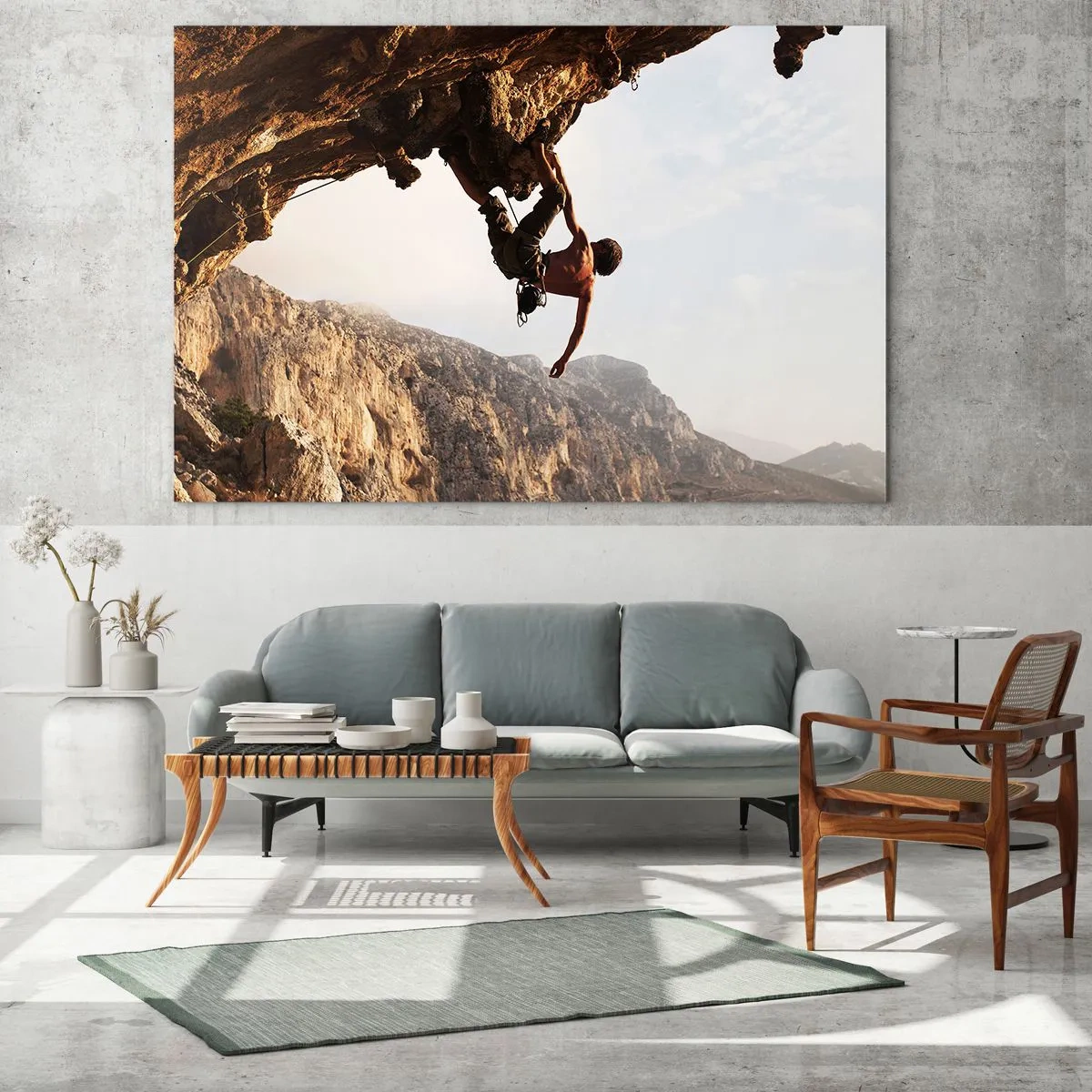 Glasbild - Bild auf glas - Klettern an einem senkrechten Felsen in einer Berglandschaft - 70x50cm - Die Welt ist in einer Hand auf einem Felsblock geschrumpft - Moderne Wanddekoration für Wohnzimmer und Schlafzimmer ARTTOR
