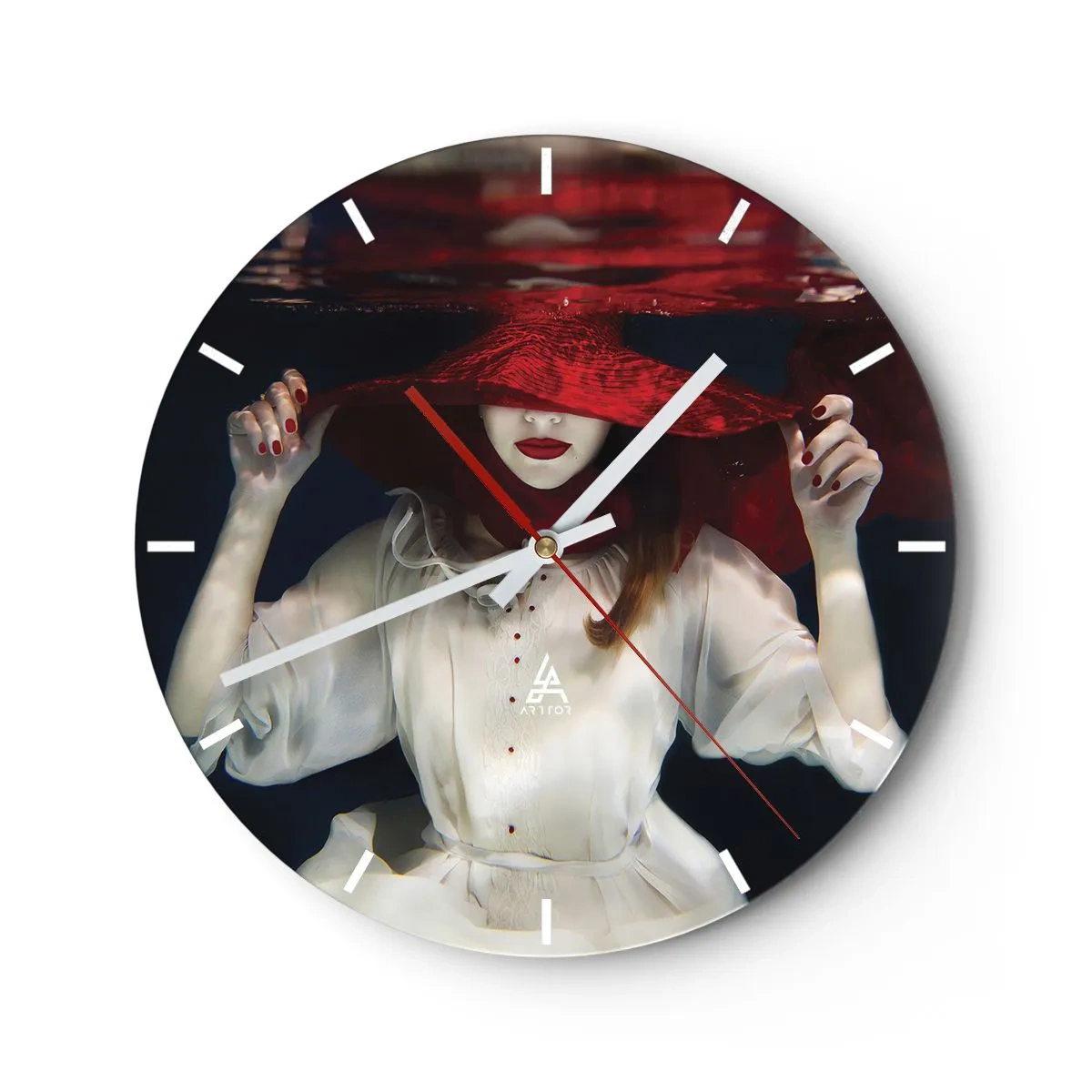 Wanduhr - Glasuhr - Eine Figur mit einem roten Hut unter Wasser - 30x30cm - Boshafte Göttin in der slawischen Mythologie - Moderne Wanddekoration für Wohnzimmer, Küche und Schlafzimmer ARTTOR