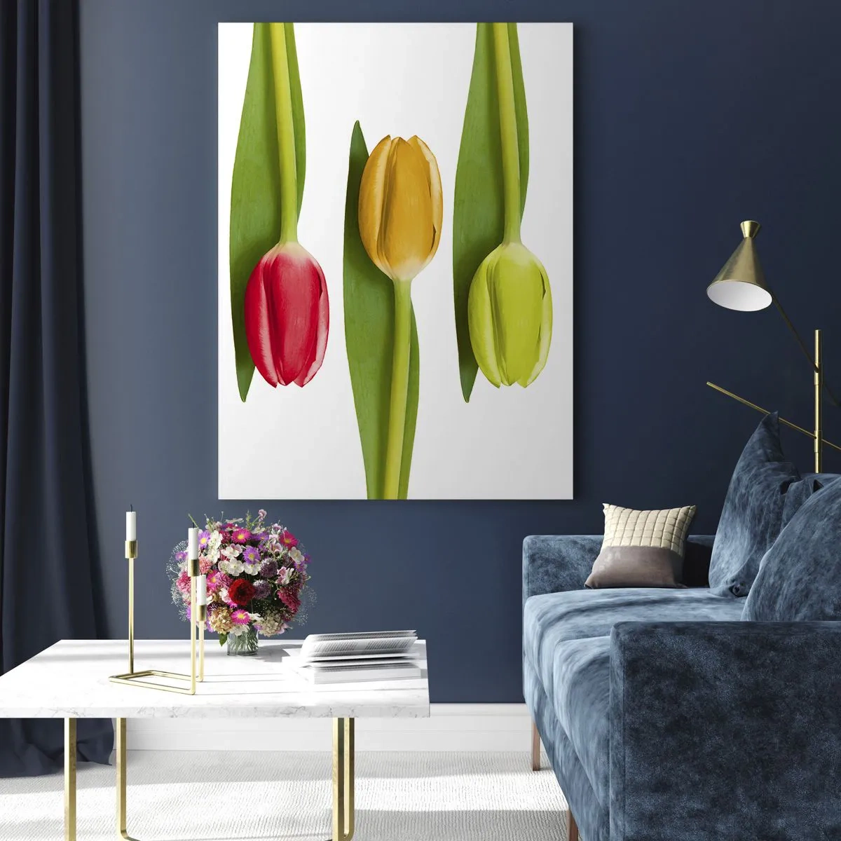 Glasbild - Bild auf glas - Bunte Tulpen auf weißem Hintergrund angeordnet - 50x70cm - Regenbogenkomposition - Moderne Wanddekoration für Wohnzimmer und Schlafzimmer ARTTOR