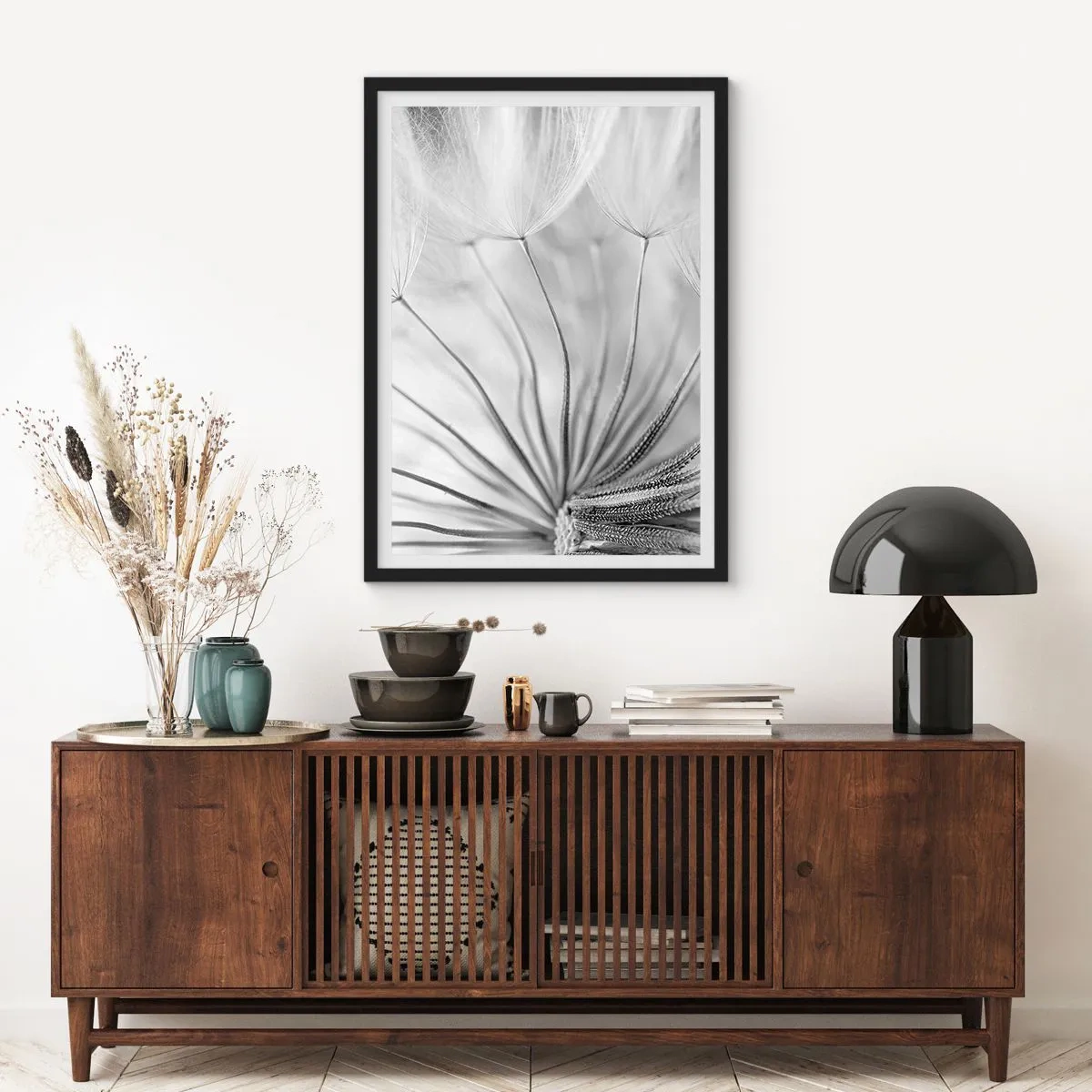 Poster in einem schwarzem Rahmen - Schwarz-Weiß-Makrofoto eines Löwenzahns mit subtilen Details - 50x70cm - Löwenzahn, Drachen - Moderne Wanddekoration für Wohnzimmer und Schlafzimmer ARTTOR