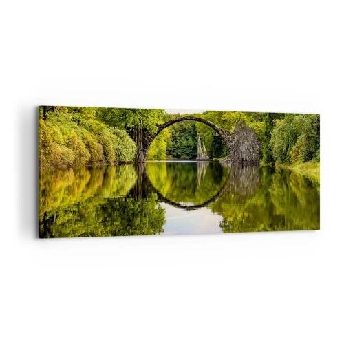 Bild auf Leinwand - Leinwandbild - Eine Steinbrücke über einen Fluss mit einer perfekten Spiegelung im Wasser - 120x50cm - An der Kreuzung zweier Welten - Moderne Wanddekoration für Wohnzimmer und Schlafzimmer ARTTOR