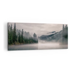 Bild auf Leinwand - Leinwandbild - Ein nebliger Wald spiegelt sich in einem ruhigen See - 120x50cm - In Reflexion, im Nebel - Moderne Wanddekoration für Wohnzimmer und Schlafzimmer ARTTOR