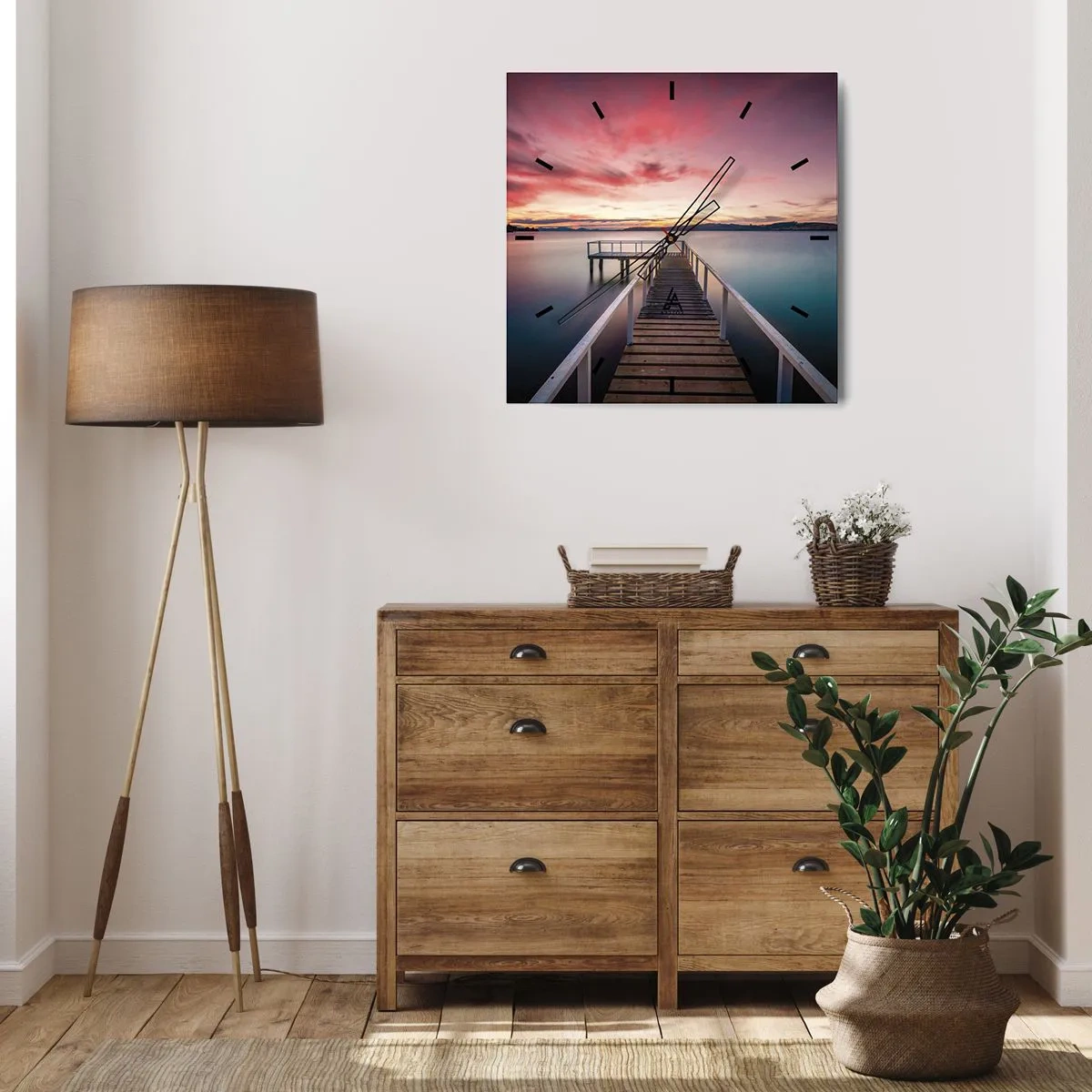 Wanduhr - Glasuhr - Ein Steg, der bei Sonnenuntergang zu einem ruhigen See führt - 30x30cm - Die sanfte Flamme des Abends - Moderne Wanddekoration für Wohnzimmer und Schlafzimmer ARTTOR