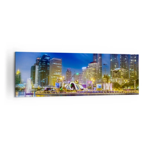 Bild auf Leinwand - Leinwandbild - Nachtpanorama der Stadt mit auf dem Wasser reflektierten Lichtern - 160x50cm - Metropolis bei Regenbogennacht - Moderne Wanddekoration für Wohnzimmer und Schlafzimmer ARTTOR