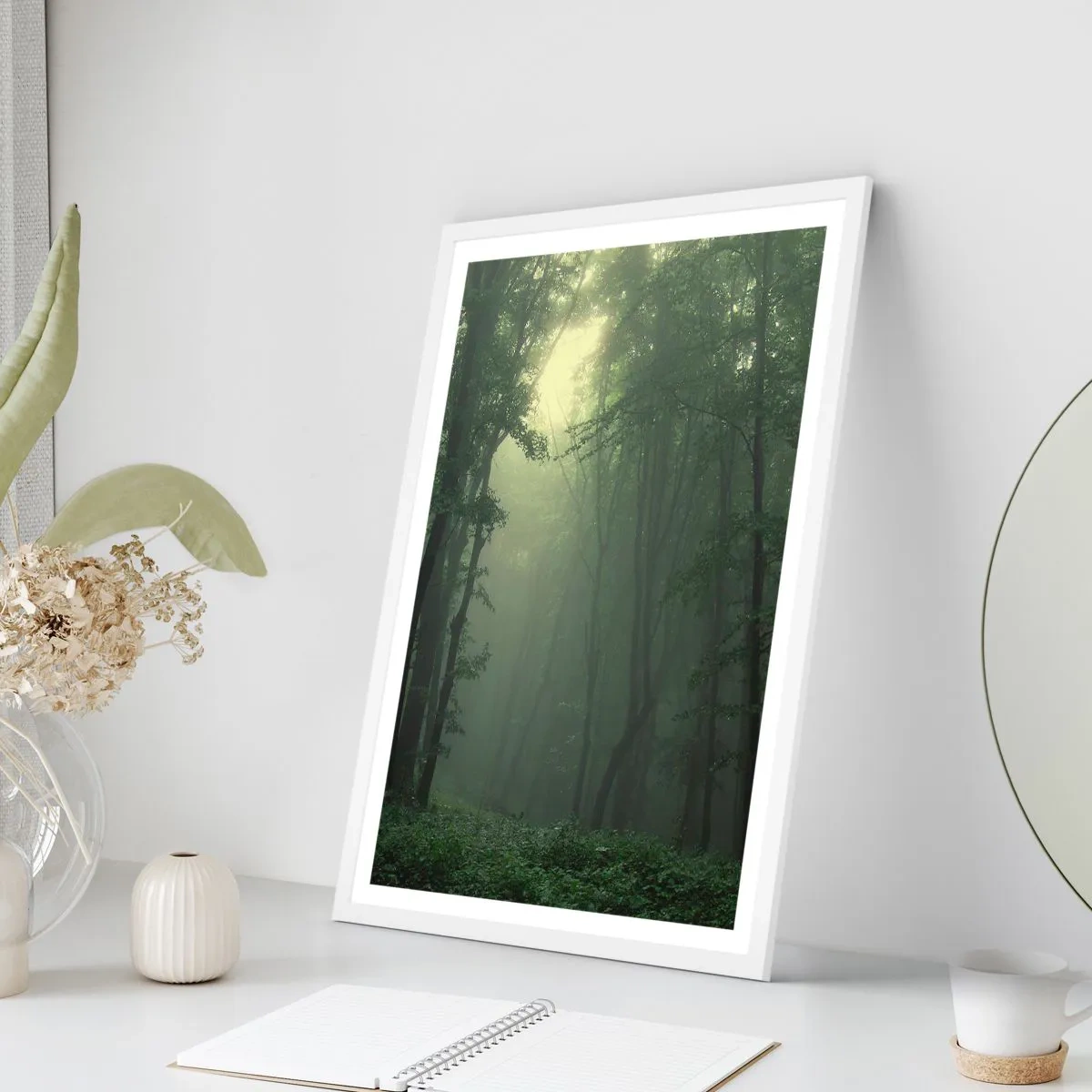Poster in einem weißen Rahmen - Bevor er aufwacht - 30x40 cm