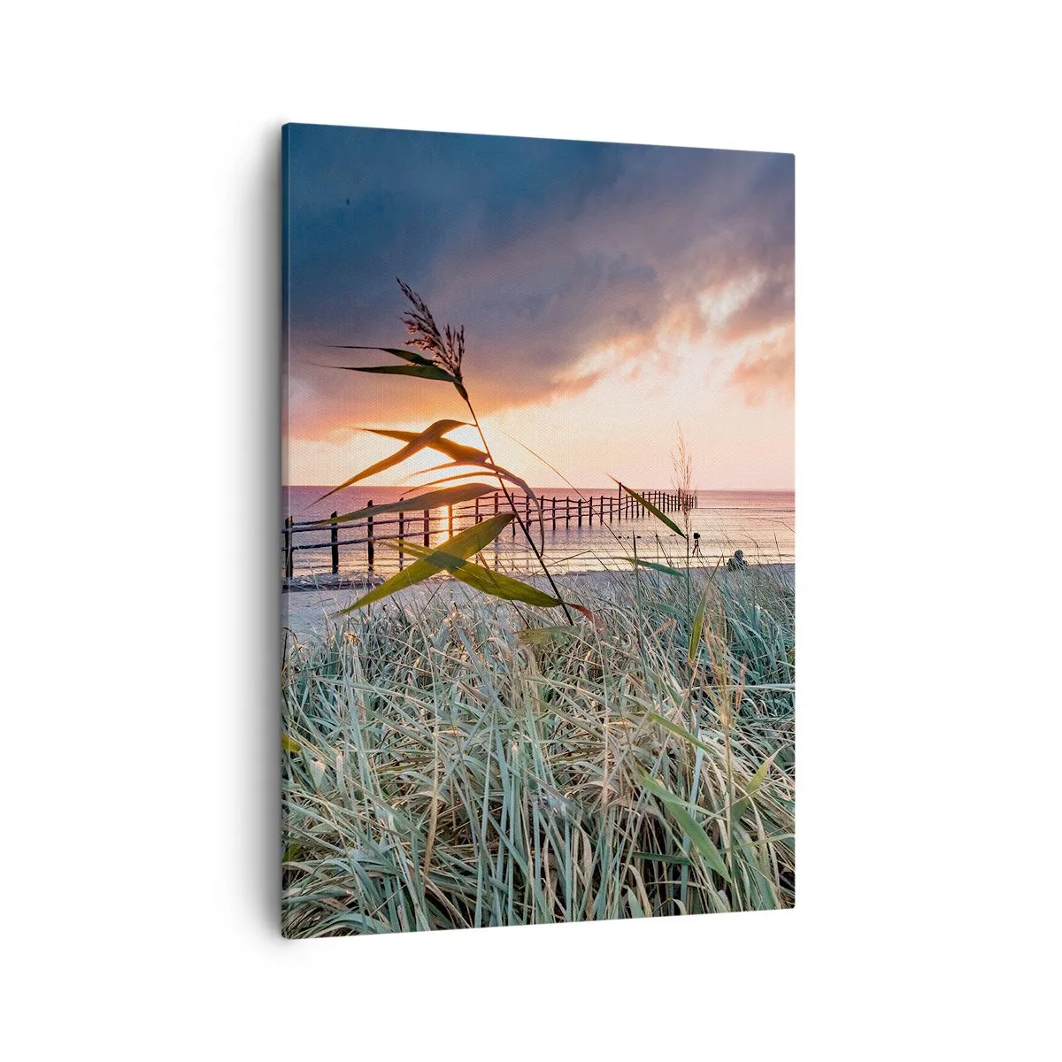 Bild auf Leinwand - Leinwandbild - Strand bei Sonnenuntergang mit Gräsern im Vordergrund - 50x70cm - Es vergeht nicht mit dem Wind - Moderne Wanddekoration für Wohnzimmer und Schlafzimmer ARTTOR