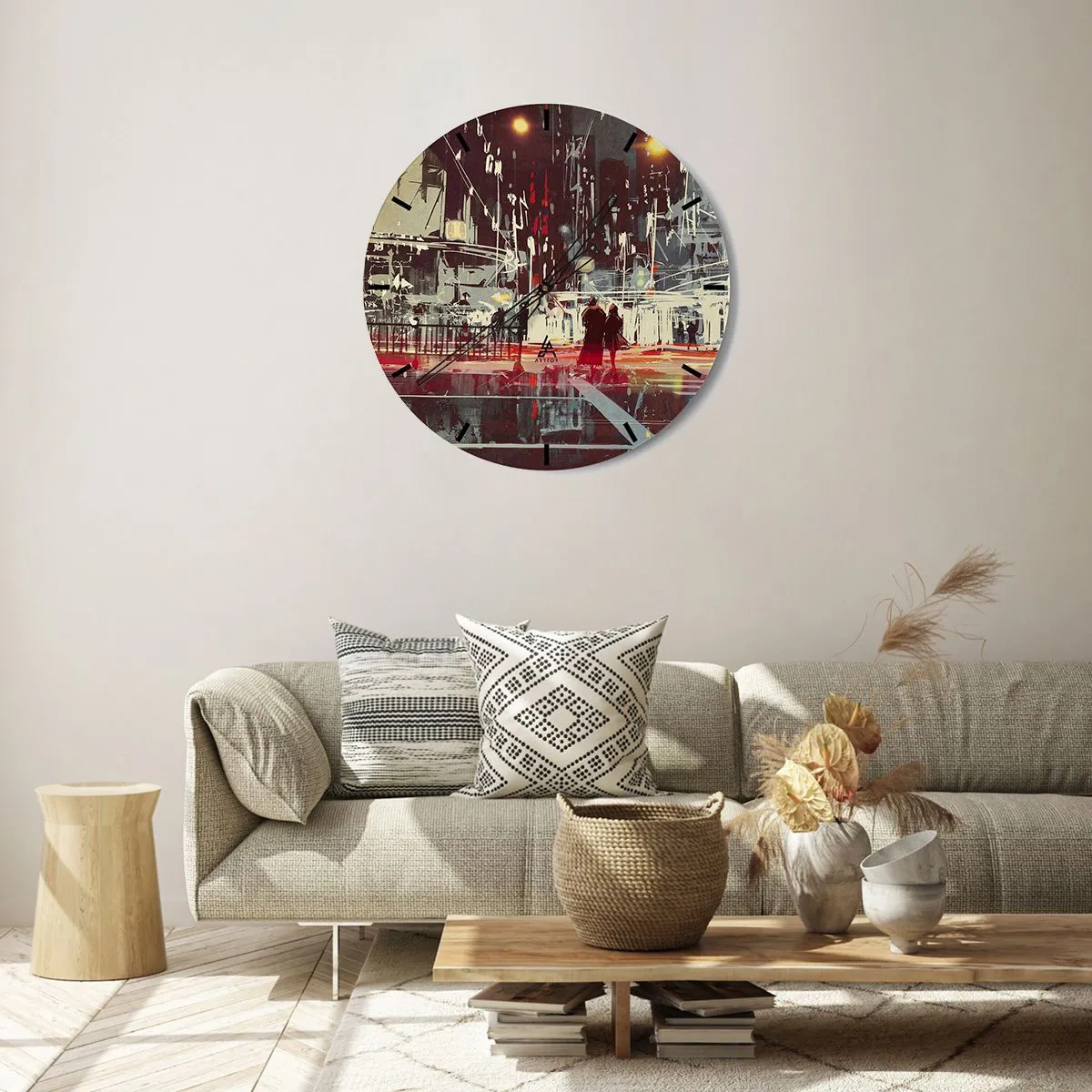Wanduhr - Glasuhr - Ein Paar in der Nacht mit einer hell erleuchteten Stadt im Hintergrund - 30x30cm - Eine große Stadtüberquerung - Moderne Wanddekoration für Wohnzimmer, Küche und Schlafzimmer ARTTOR