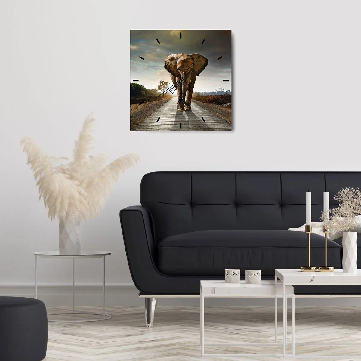 Wanduhr - Glasuhr - Und schon gar nicht in einem Porzellanlager - 30x30 cm