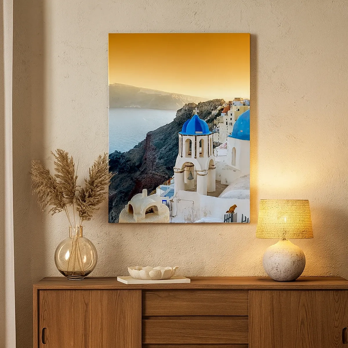 Bild auf Leinwand - Leinwandbild - Blick auf Santorini mit weißen Gebäuden und blauem Meer - 50x70cm - Santorini - an die Felsen gekuschelt - Moderne Wanddekoration für Wohnzimmer und Schlafzimmer ARTTOR