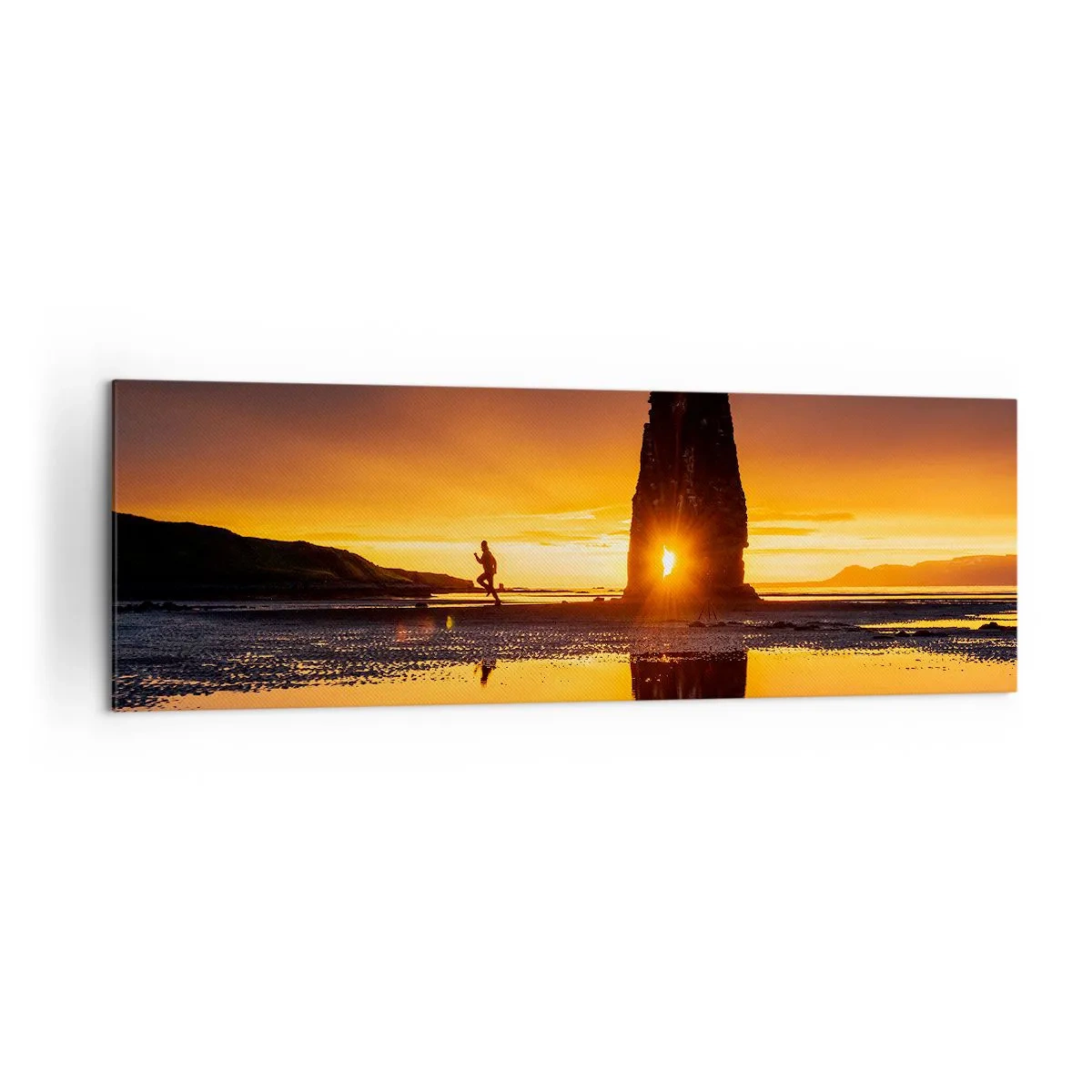 Bild auf Leinwand - Leinwandbild - Person läuft bei Sonnenuntergang am Strand mit Felsformation - 160x50cm - Nur du und die Natur - Moderne Wanddekoration für Wohnzimmer und Schlafzimmer ARTTOR