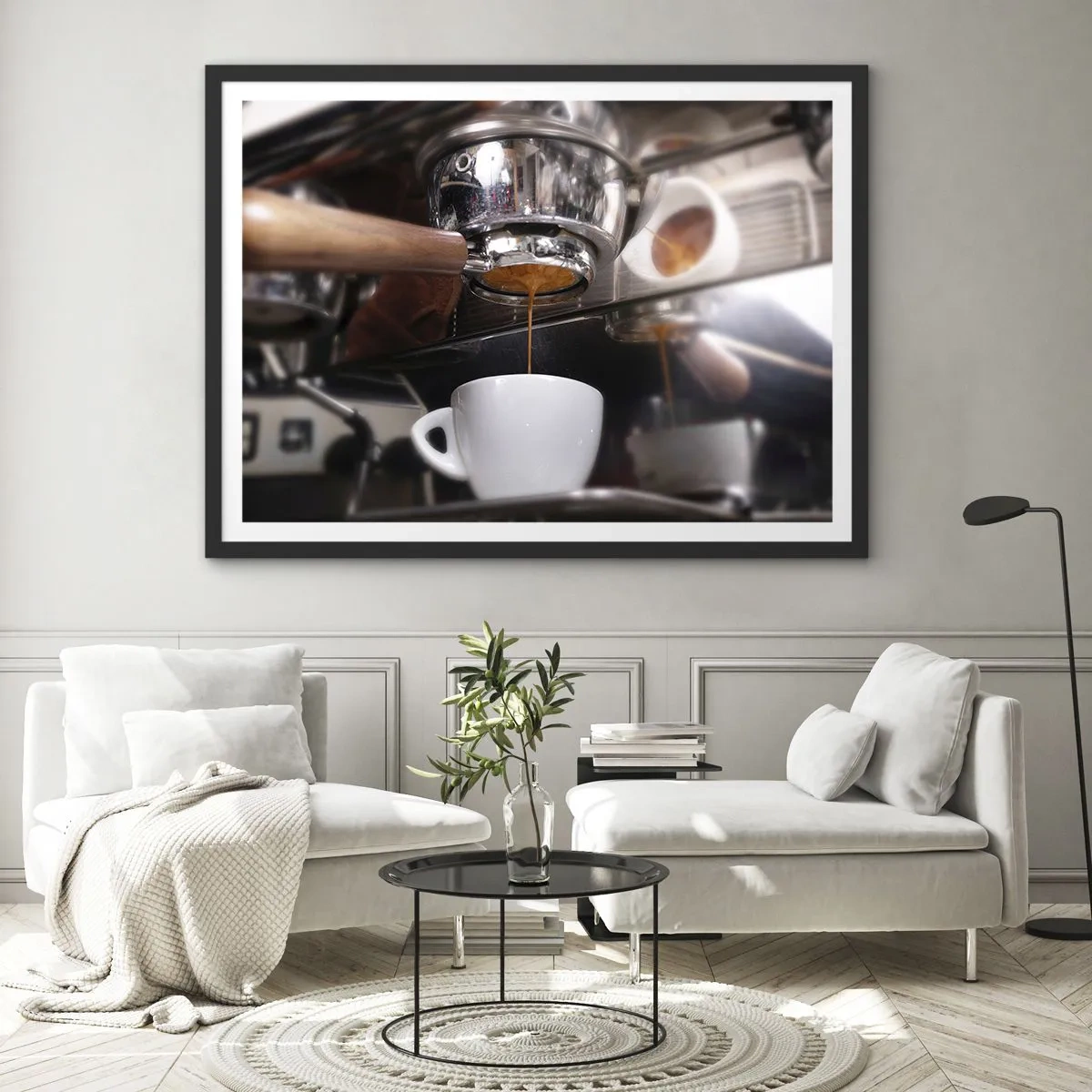 Poster in einem schwarzem Rahmen - Nahaufnahme einer Kaffeemaschine, die einen frischen Espresso zubereitet - 70x50cm - Gute Zeit des Tages - Moderne Wanddekoration für Wohnzimmer und Schlafzimmer ARTTOR