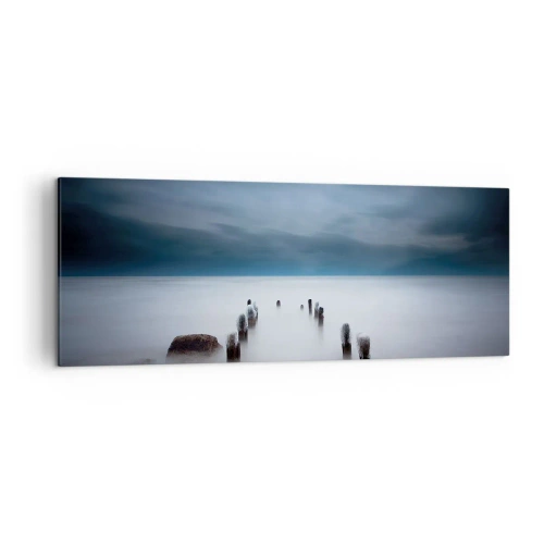 Bild auf Leinwand - Leinwandbild - Der alte Pier vor der Kulisse eines ruhigen Meeres - 140x50cm - Nachdenklicher See - Moderne Wanddekoration für Wohnzimmer und Schlafzimmer ARTTOR