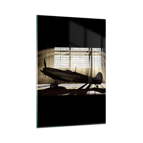 Glasbild - Bild auf glas - Ein historisches Flugzeug in einem Hangar, beleuchtet vom Sonnenlicht - 80x120cm - Die Ruhe eines Kriegers - Moderne Wanddekoration für Wohnzimmer und Schlafzimmer ARTTOR