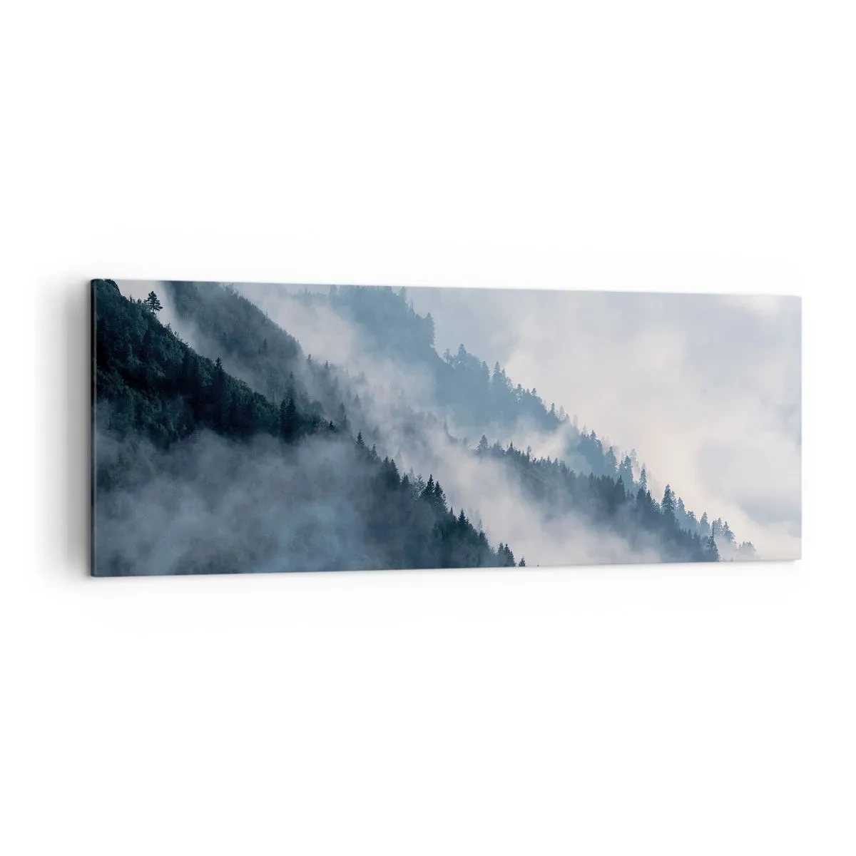 Bild auf Leinwand - Leinwandbild - Nebel schwebt über den bewaldeten Berghängen in einer geheimnisvollen Landschaft - 140x50cm - Mystik der Berge - Moderne Wanddekoration für Wohnzimmer und Schlafzimmer ARTTOR