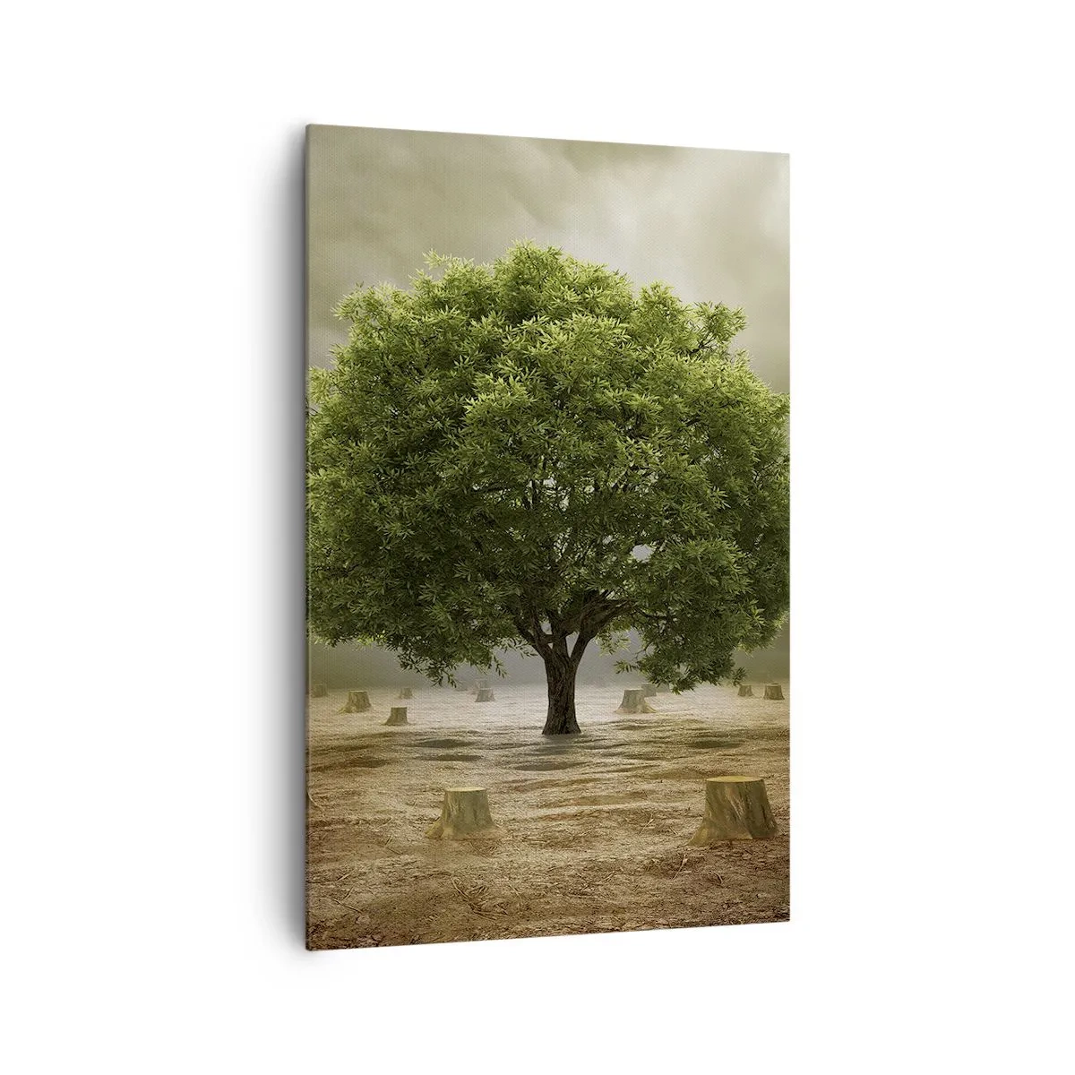 Bild auf Leinwand - Leinwandbild - Ein grüner Baum, umgeben von gefällten Baumstämmen vor einem bewölkten Himmel - 80x120cm - Alle Hoffnung - Moderne Wanddekoration für Wohnzimmer und Schlafzimmer ARTTOR