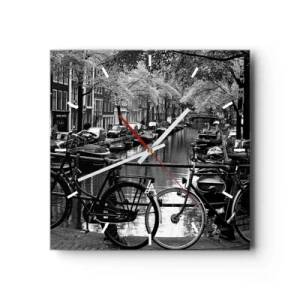 Wanduhr - Glasuhr - Kanal mit Fahrrädern in Schwarzweißfotografie - 30x30cm - Ein sehr holländischer Anblick - Moderne Wanddekoration für Wohnzimmer und Schlafzimmer ARTTOR
