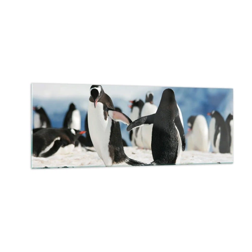 Glasbild - Bild auf glas - Eine Gruppe Pinguine im Schnee in einer antarktischen Landschaft - 140x50cm - Tanzen im Schnee - Moderne Wanddekoration für Wohnzimmer und Schlafzimmer ARTTOR