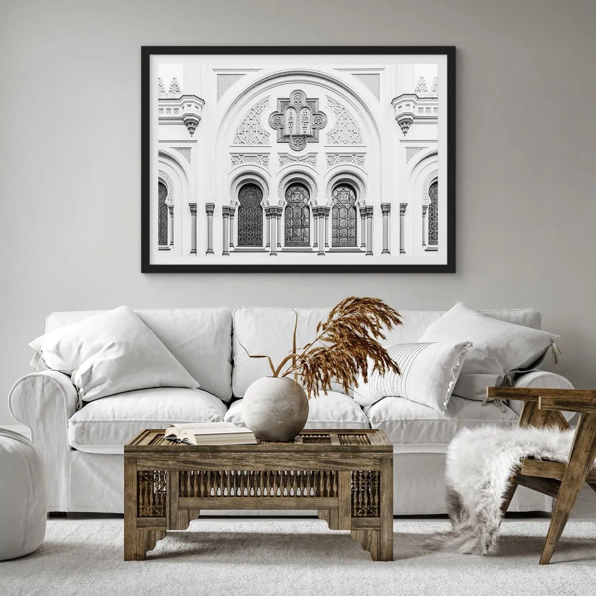 Poster in einem schwarzem Rahmen - Architektonische Details der Fassade im monochromen Stil - 100x70cm - An der Grenze der Kulturen - Moderne Wanddekoration für Wohnzimmer und Schlafzimmer ARTTOR