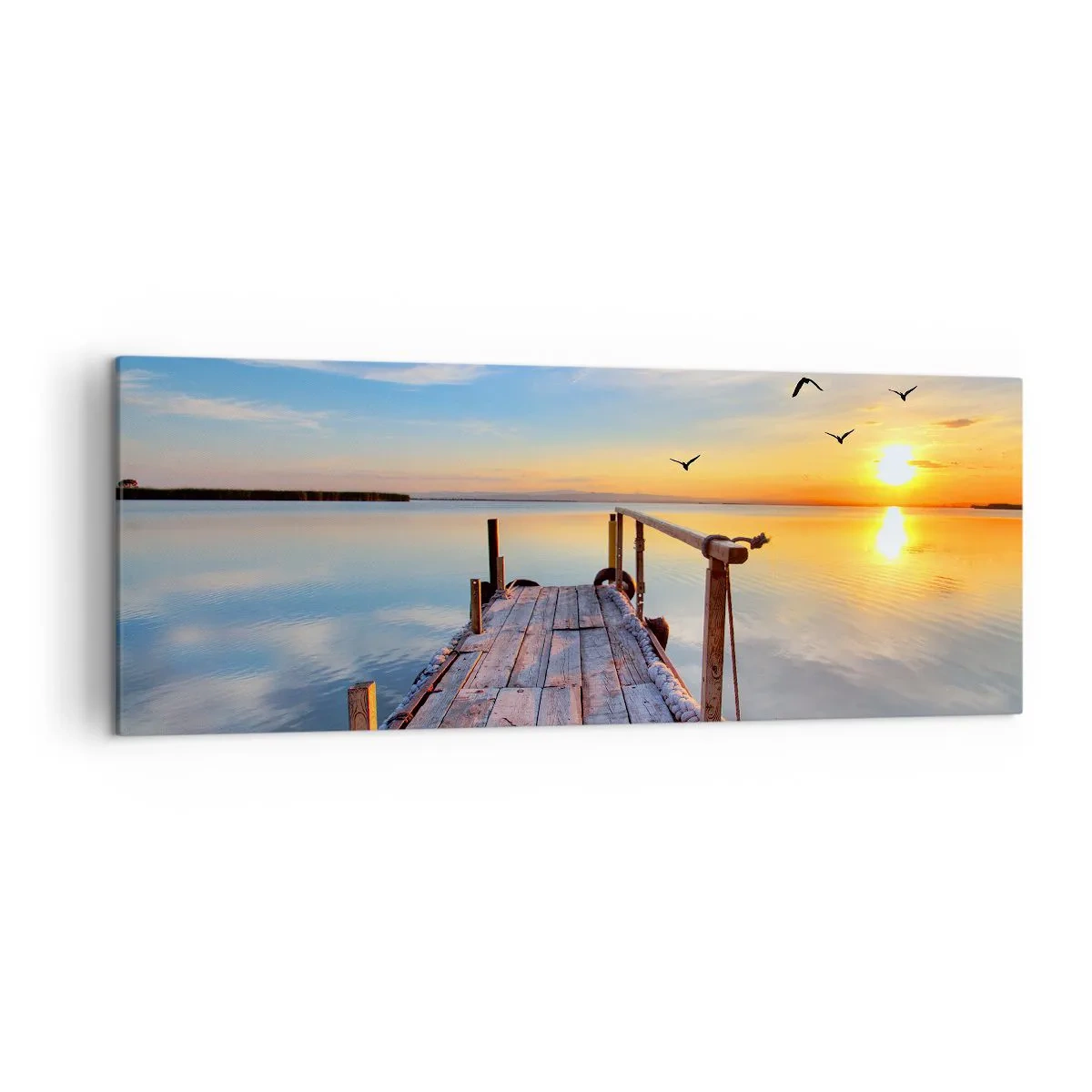 Bild auf Leinwand - Leinwandbild - Holzsteg bei Sonnenuntergang auf einem ruhigen See - 140x50cm - Lauf direkt der Sonne entgegen - Moderne Wanddekoration für Wohnzimmer und Schlafzimmer ARTTOR