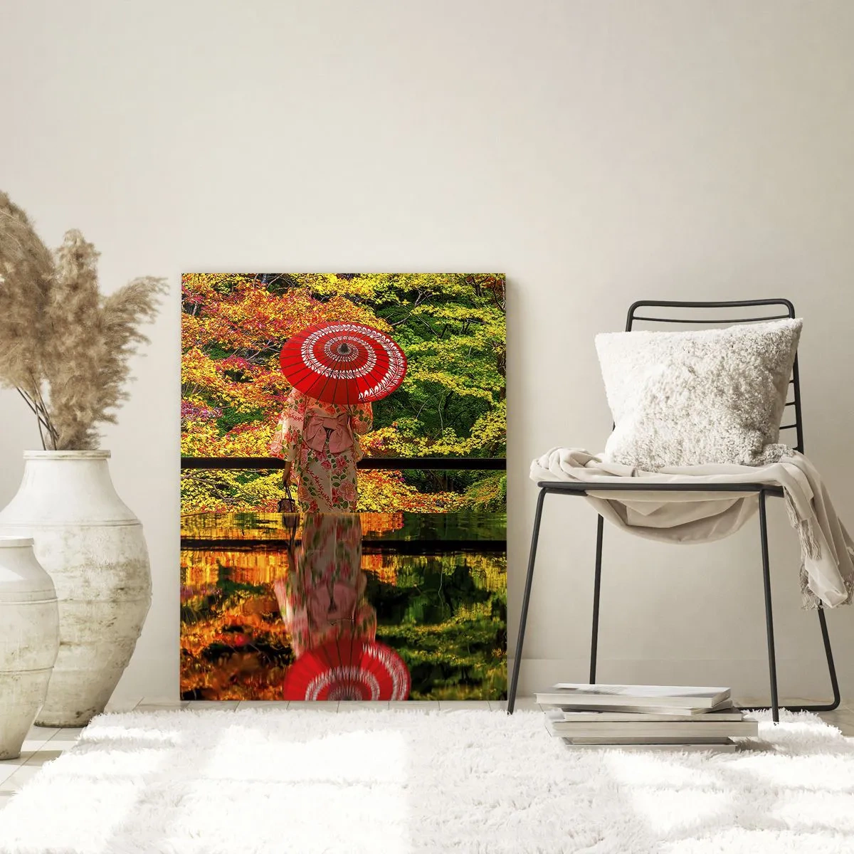 Glasbild - Bild auf glas - Eine Frau im Kimono mit Regenschirm vor einer Herbstlandschaft, die sich im Wasser spiegelt. - 50x70cm - Im Tempel der Natur - Moderne Wanddekoration für Wohnzimmer und Schlafzimmer ARTTOR