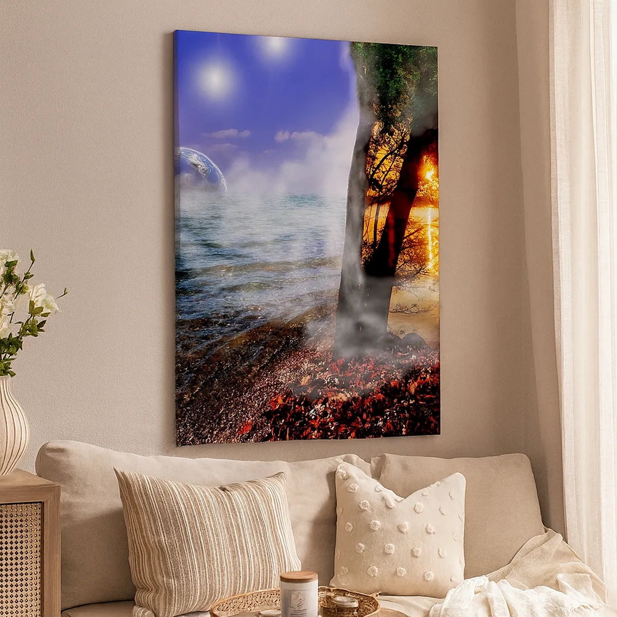Bild auf Leinwand - Leinwandbild - Fantastische Landschaft mit Meer, Bäumen und Sonnenuntergang. - 50x70cm - Surreale Landschaft - Einheit der Natur - Moderne Wanddekoration für Wohnzimmer und Schlafzimmer ARTTOR