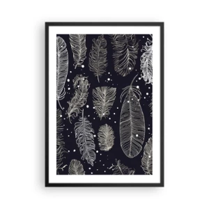 Poster in einem schwarzem Rahmen - Weiße Federn auf schwarzem Hintergrund in elegantem Arrangement - 50x70cm - Gefiederte Spitze - Moderne Wanddekoration für Wohnzimmer und Schlafzimmer ARTTOR