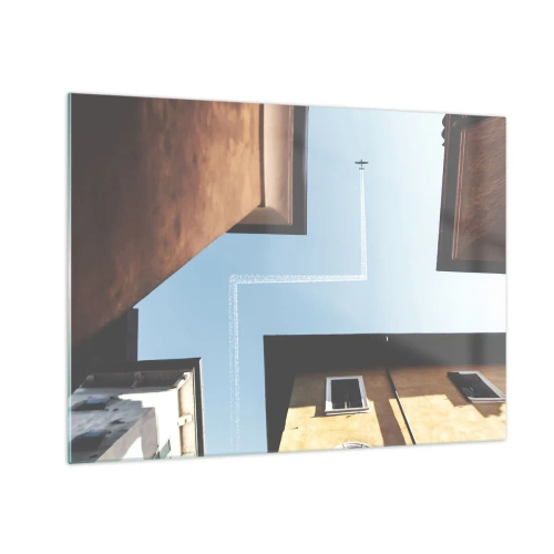 Glasbild - Bild auf glas - Ein Flugzeug über der Stadt, gesehen von einem Hof zwischen Mietshäusern - 70x50cm - Über dem Stadtlabyrinth - Moderne Wanddekoration für Wohnzimmer und Schlafzimmer ARTTOR