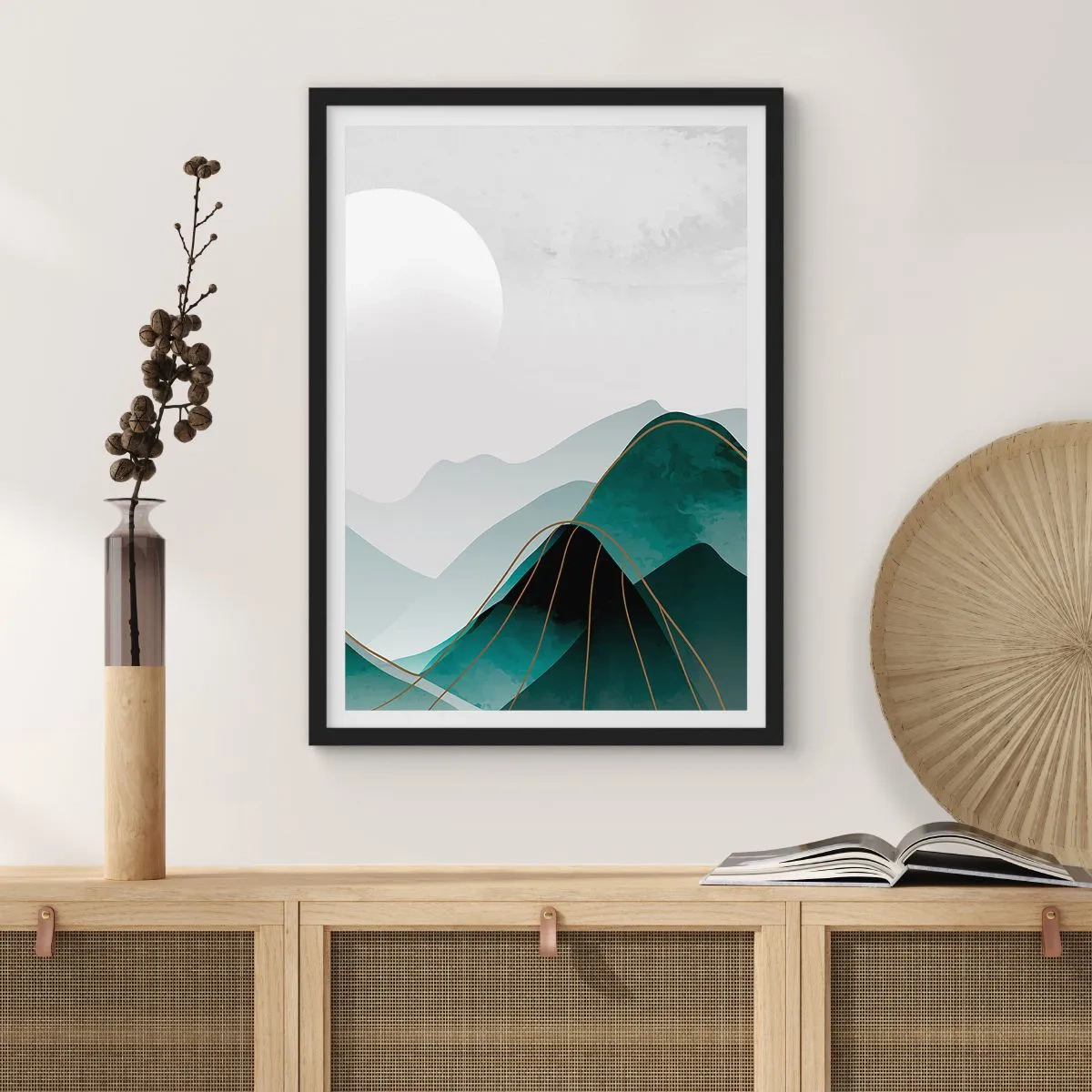 Poster in einem schwarzem Rahmen - Abstrakte Berge in Grüntönen mit zartem Gold - 50x70cm - In voller Majestät - Moderne Wanddekoration für Wohnzimmer und Schlafzimmer ARTTOR