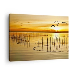 Bild auf Leinwand - Leinwandbild - Sonnenuntergang über dem Wasser mit Vögeln im Flug - 70x50cm - In der Fischerei - Moderne Wanddekoration für Wohnzimmer und Schlafzimmer ARTTOR