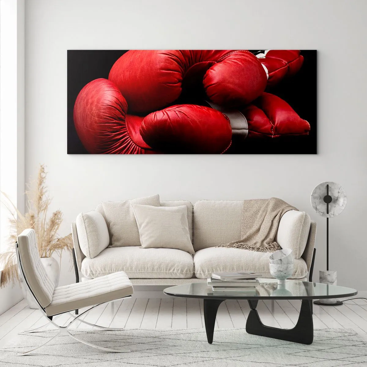 Glasbild - Bild auf glas - Rote Boxhandschuhe auf schwarzem Hintergrund - 160x50cm - Die Emotionen des Kampfes liegen hinter uns - Moderne Wanddekoration für Wohnzimmer und Schlafzimmer ARTTOR