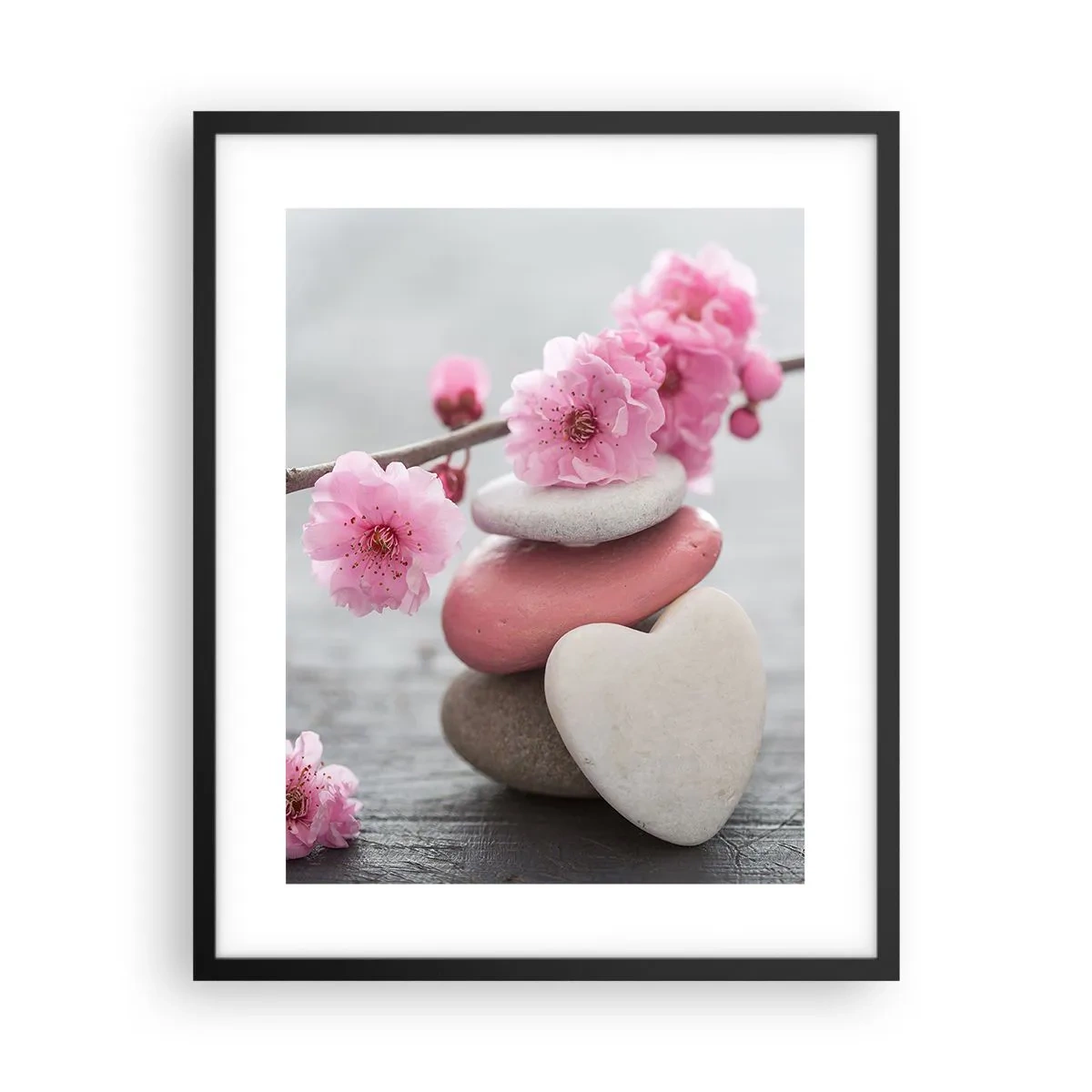 Poster in einem schwarzem Rahmen - Glückseligkeit mit einer Kirschblüte - 40x50 cm