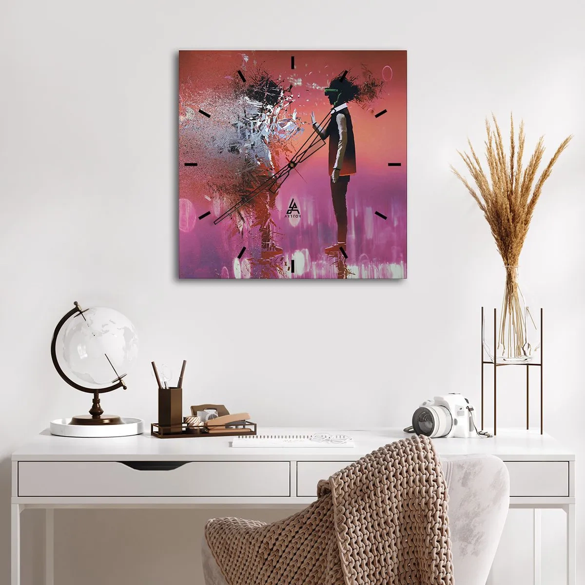 Wanduhr - Glasuhr - Eine abstrakte Szene mit einer futuristischen Figur und verstreuten Elementen. - 30x30cm - Kannst du dich selbst anschauen? - Moderne Wanddekoration für Wohnzimmer und Schlafzimmer ARTTOR