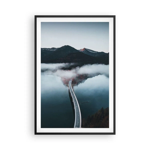 Poster in einem schwarzem Rahmen - Über Wasser so glatt wie ein Spiegel - 61x91 cm