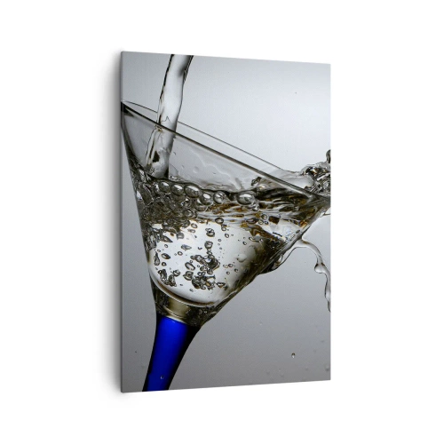 Bild auf Leinwand - Leinwandbild - Ein Glas Wasser in Bewegung auf hellem Hintergrund - 70x100cm - Kristallwasser in Kristallglas - Moderne Wanddekoration für Wohnzimmer und Schlafzimmer ARTTOR