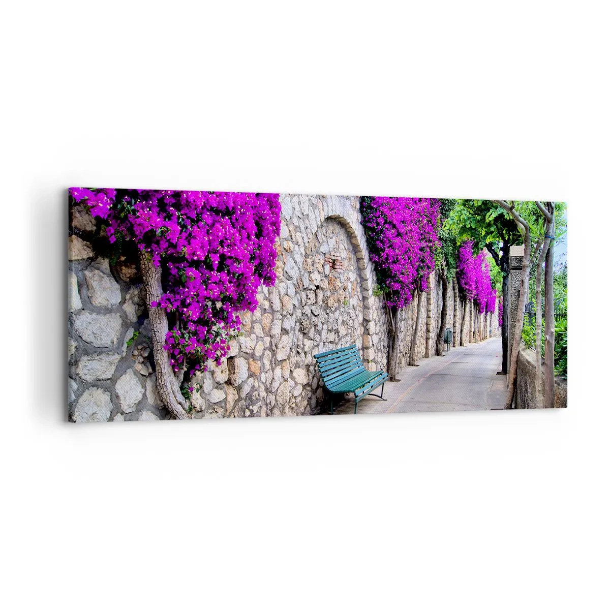 Bild auf Leinwand - Leinwandbild - Ein Steinweg mit einer Bank und blühenden lila Blumen - 120x50cm - Lass uns so schnell wie möglich treffen - Moderne Wanddekoration für Wohnzimmer und Schlafzimmer ARTTOR