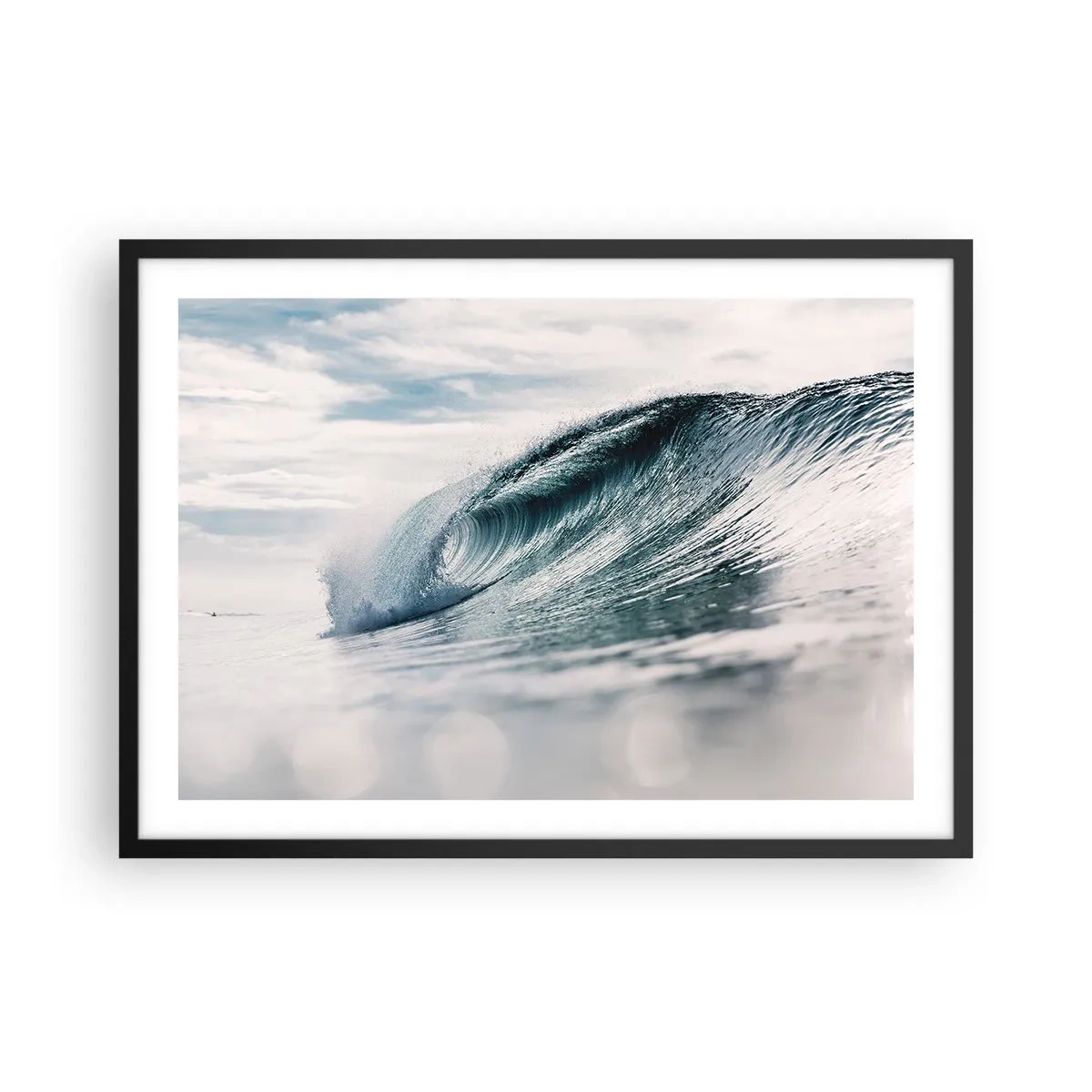 Poster in einem schwarzem Rahmen - Eine Meereswelle, eingefangen in einem dynamischen Moment vor dem Himmel - 70x50cm - Wasserspitze - Moderne Wanddekoration für Wohnzimmer und Schlafzimmer ARTTOR