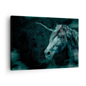 Bild auf Leinwand - Leinwandbild - Ein magisches Einhorn in einem geheimnisvollen, dunklen Wald mit Fantasiefarben. - 70x50cm - In einem Märchenwald - Moderne Wanddekoration für Wohnzimmer und Schlafzimmer ARTTOR