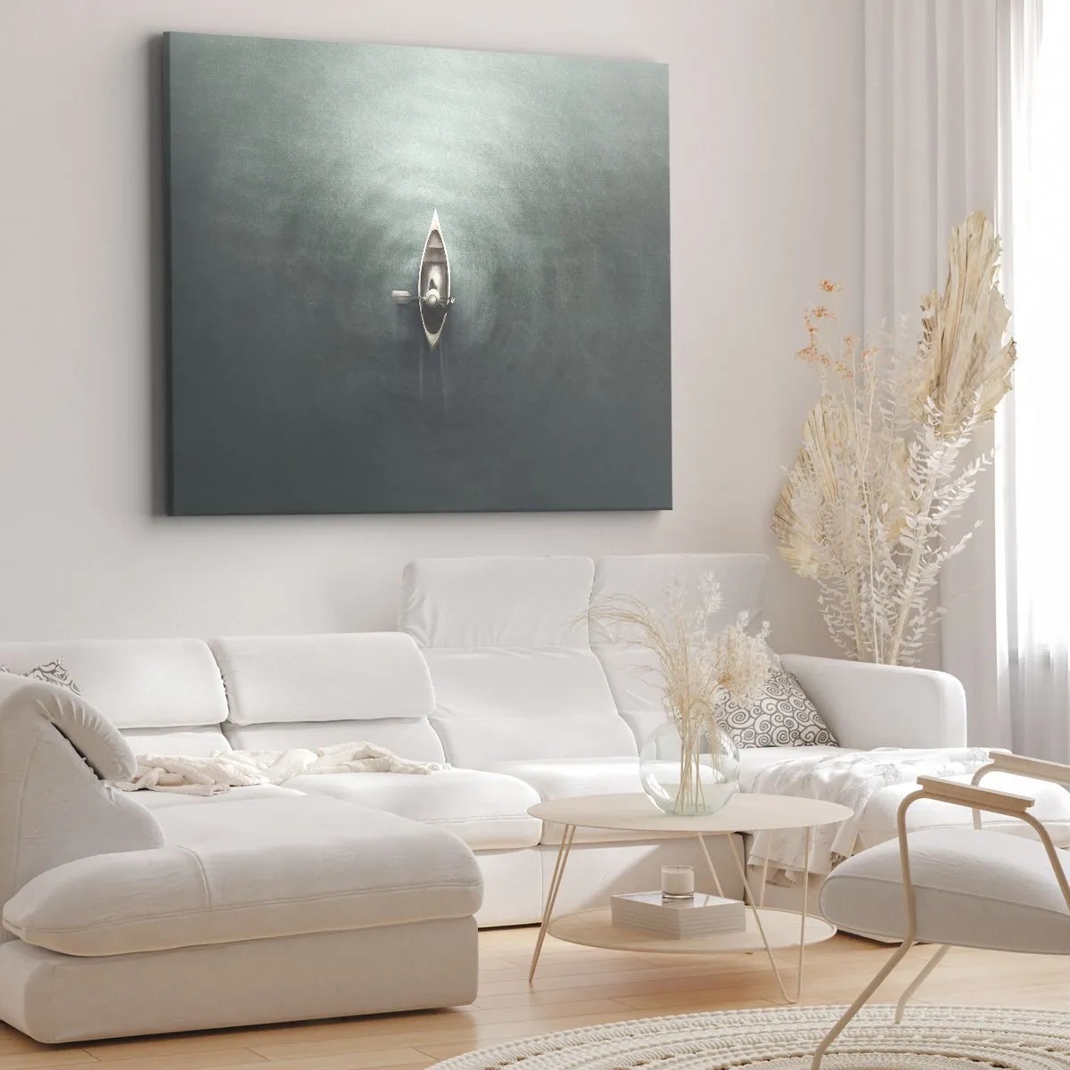 Bild auf Leinwand - Leinwandbild - Ein einsames Boot auf ruhigem Wasser in minimalistischer Umgebung - 120x80cm - Durch den Mondsee - Moderne Wanddekoration für Wohnzimmer und Schlafzimmer ARTTOR